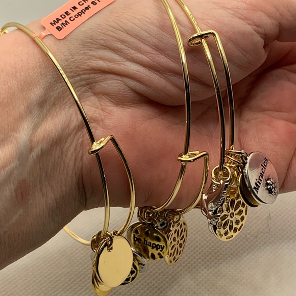 SET OF 3 BANGLES WITH INSPIRATIONAL CHARMS - Picture 7 of 8